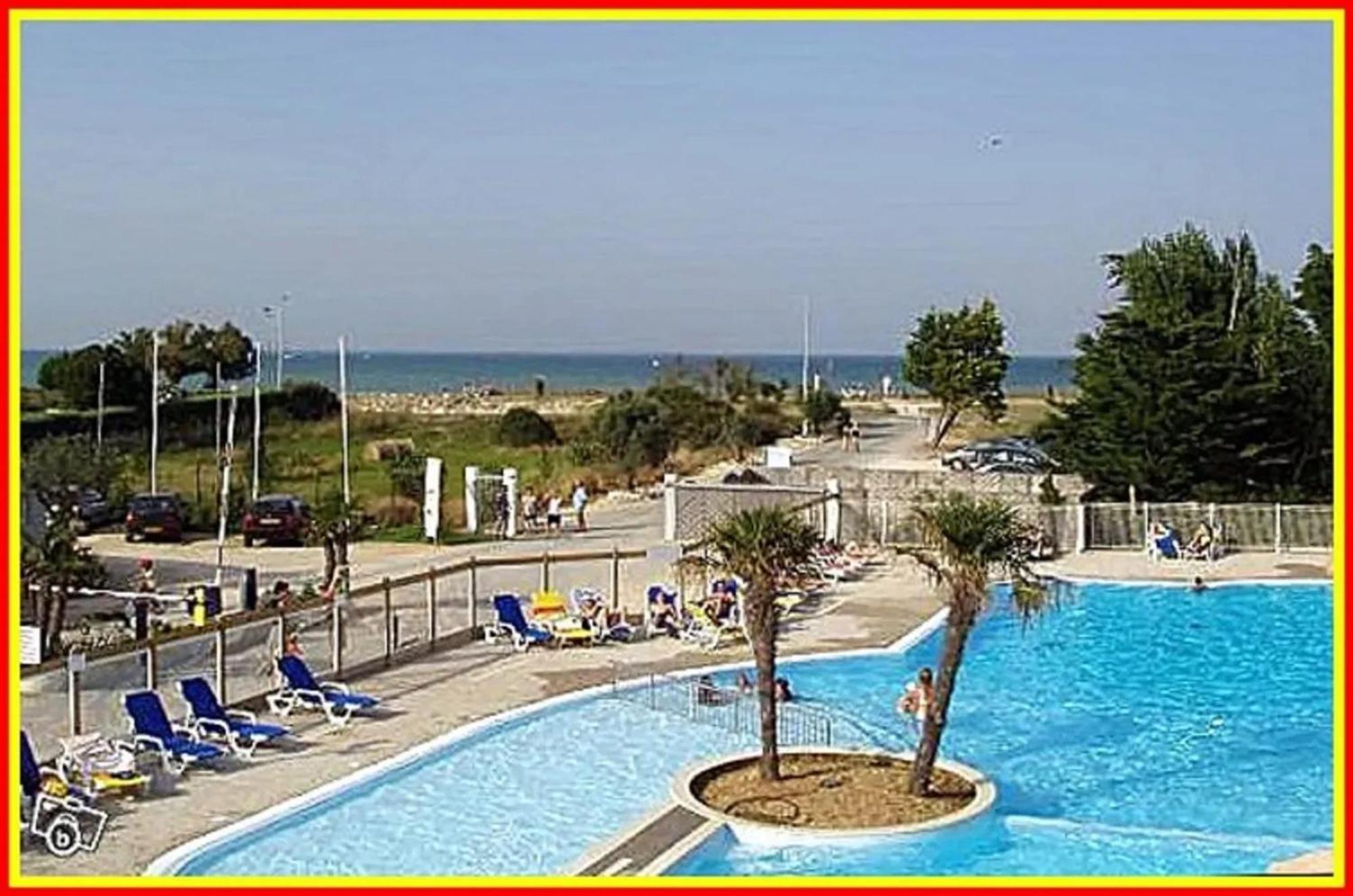 Bungalow De 2 Chambres Avec Piscine Partagee Sauna Et Terrasse A Saint Denis D'Oleron A 1 Km De La Plage Exterior foto